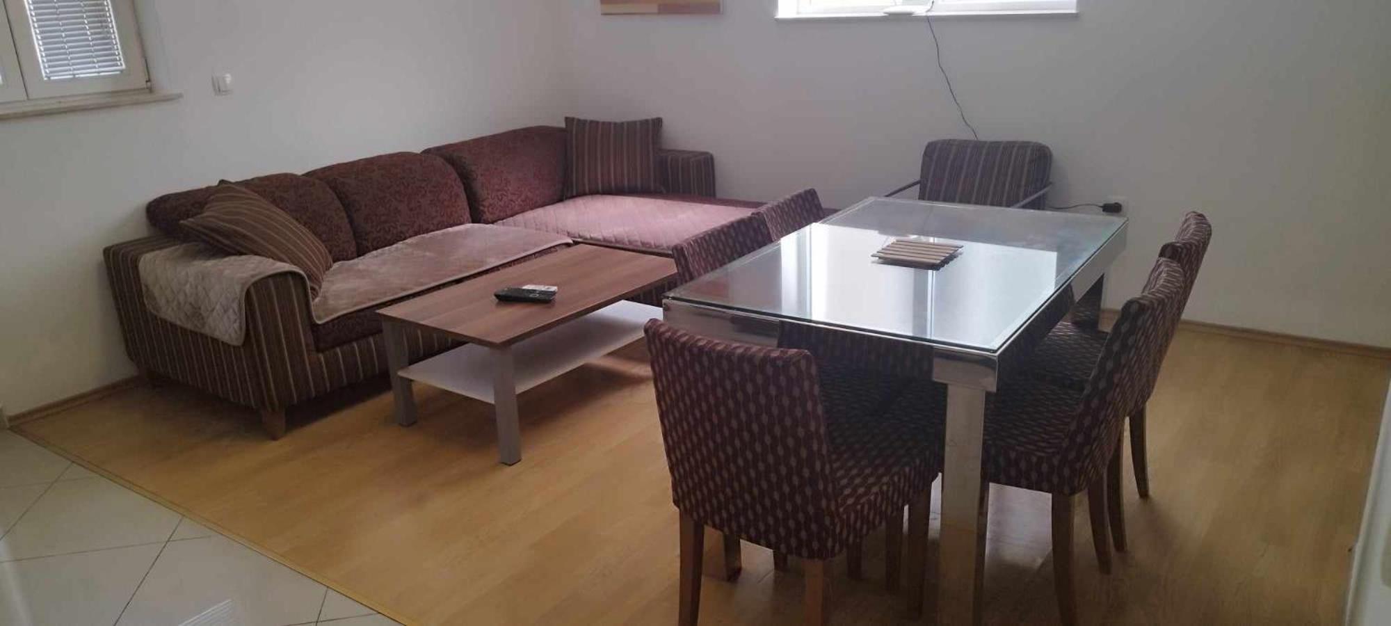 פלוצ'ה Apartment Strbic מראה חיצוני תמונה